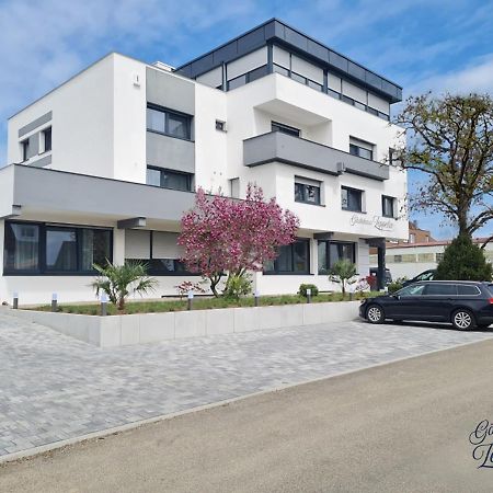 Gaestehaus Zeppelin Uhingen Eksteriør billede